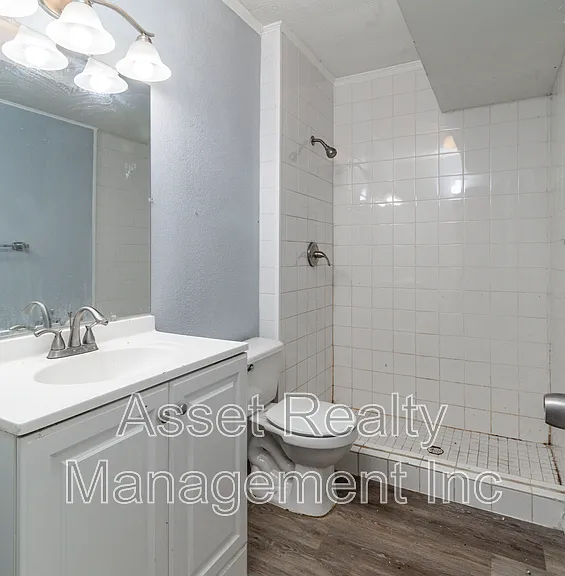 630 Colonial Dr — Photo 23