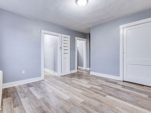 5th image of 1203 Kelton Ave APT 1