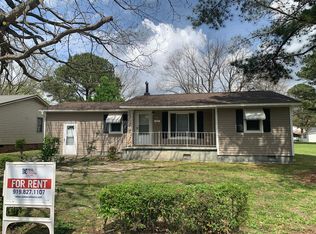 410 W Watson St, Selma, NC 27576