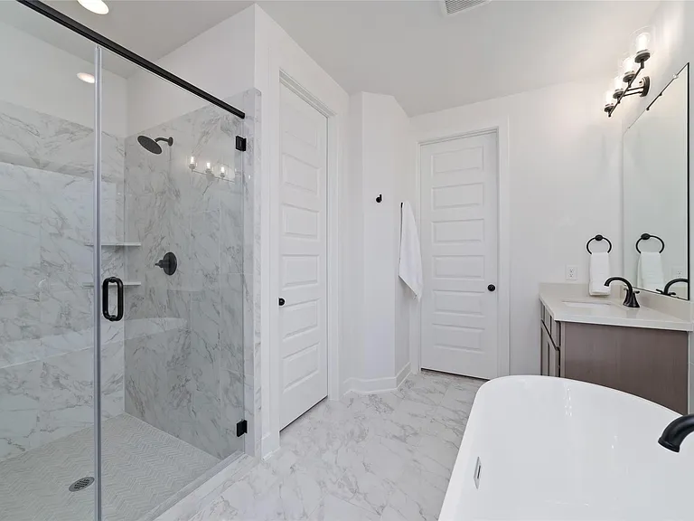 4814 Highland Stream Ct — Photo 21