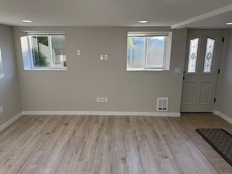 7610 Rainier Dr — Photo 3