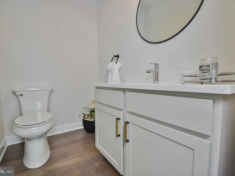 8276 Safarian Way — Photo 25