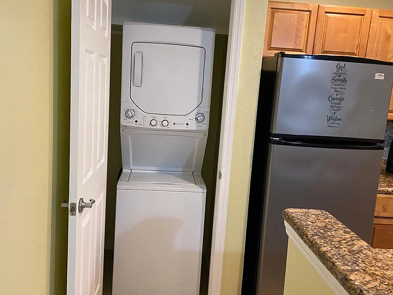 Dishwasher and dryer on the 1st floor
