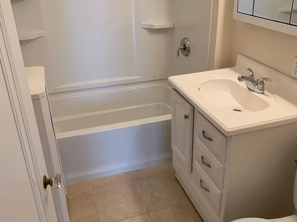 (undisclosed Address), Worcester, MA 01609