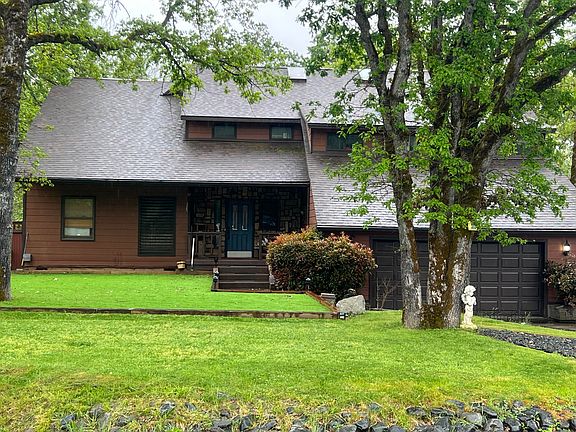 4th image of 255 Barker Dr