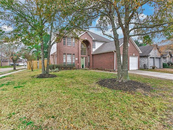 2nd image of 15003 Trumpet Vine Ln