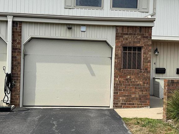 2nd image of 6818 Fenwyck Rd APT 4