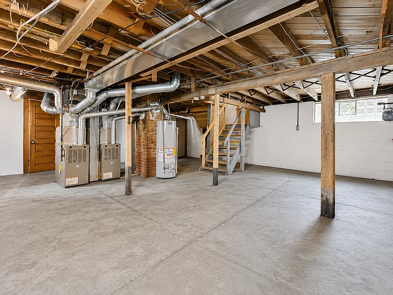 855 Work Dr — Photo 13