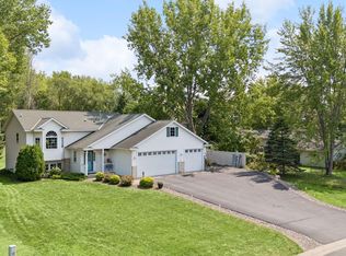 29527 295th Ln, Lindstrom, MN 55045