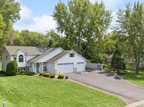 29527 295th Ln, Lindstrom, MN 55045