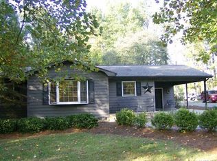 210 Deerfield Cres, Troy, NC 27371