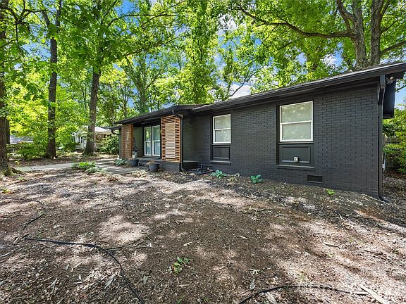4th image of 4508 Ivanhoe Pl