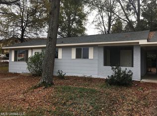 2069 Murray Dr, Pearl, MS 39208