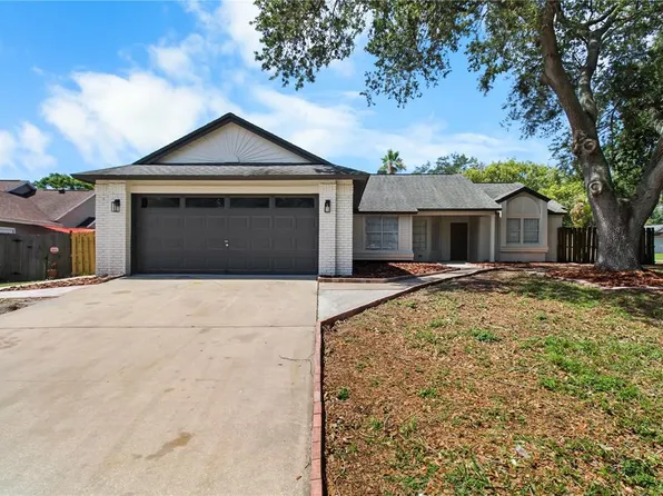 911 Valley View Cir, Palm Harbor, FL 34684