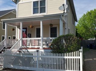 99 Franklin St, Holyoke, MA 01040