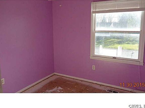 3rd image of 5949 Pony Ln