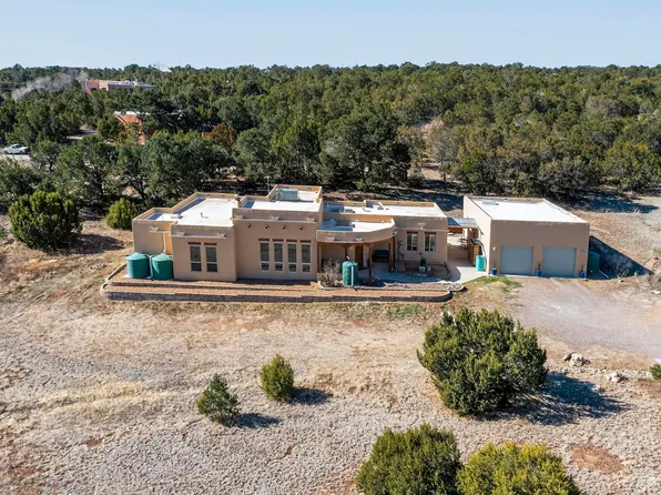 6 Naomi Dr, Tijeras, NM 87059