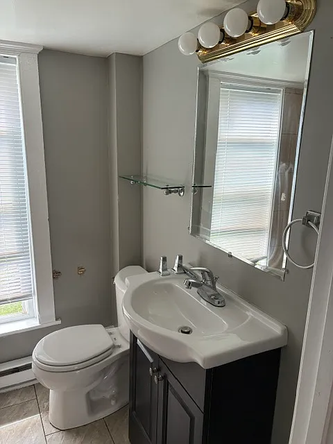 2 bed, $995 — Photo 4