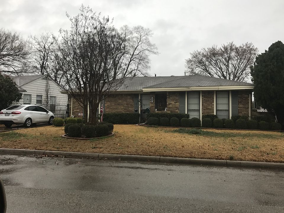 1st image of 207 Franklin Ave