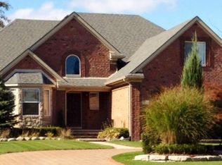 4582 Clifford Rd, Brighton, MI 48116