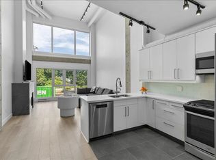 27 Alexander St #309, Vancouver, BC V6A1B2