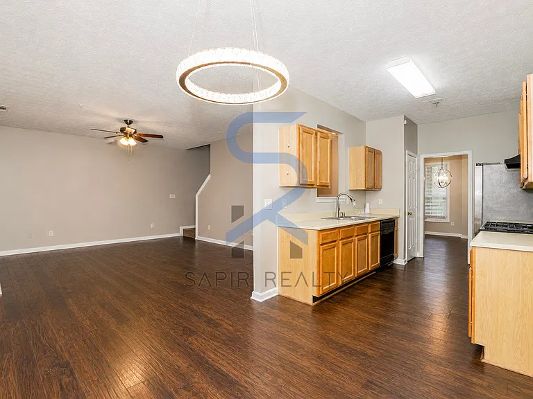 2552 Avery Park Cir — Photo 4