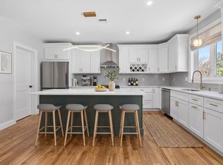 27A Rollins St, Groveland, MA 01834
