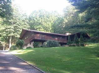 341 Nissequogue River Rd, Saint James, NY 11780