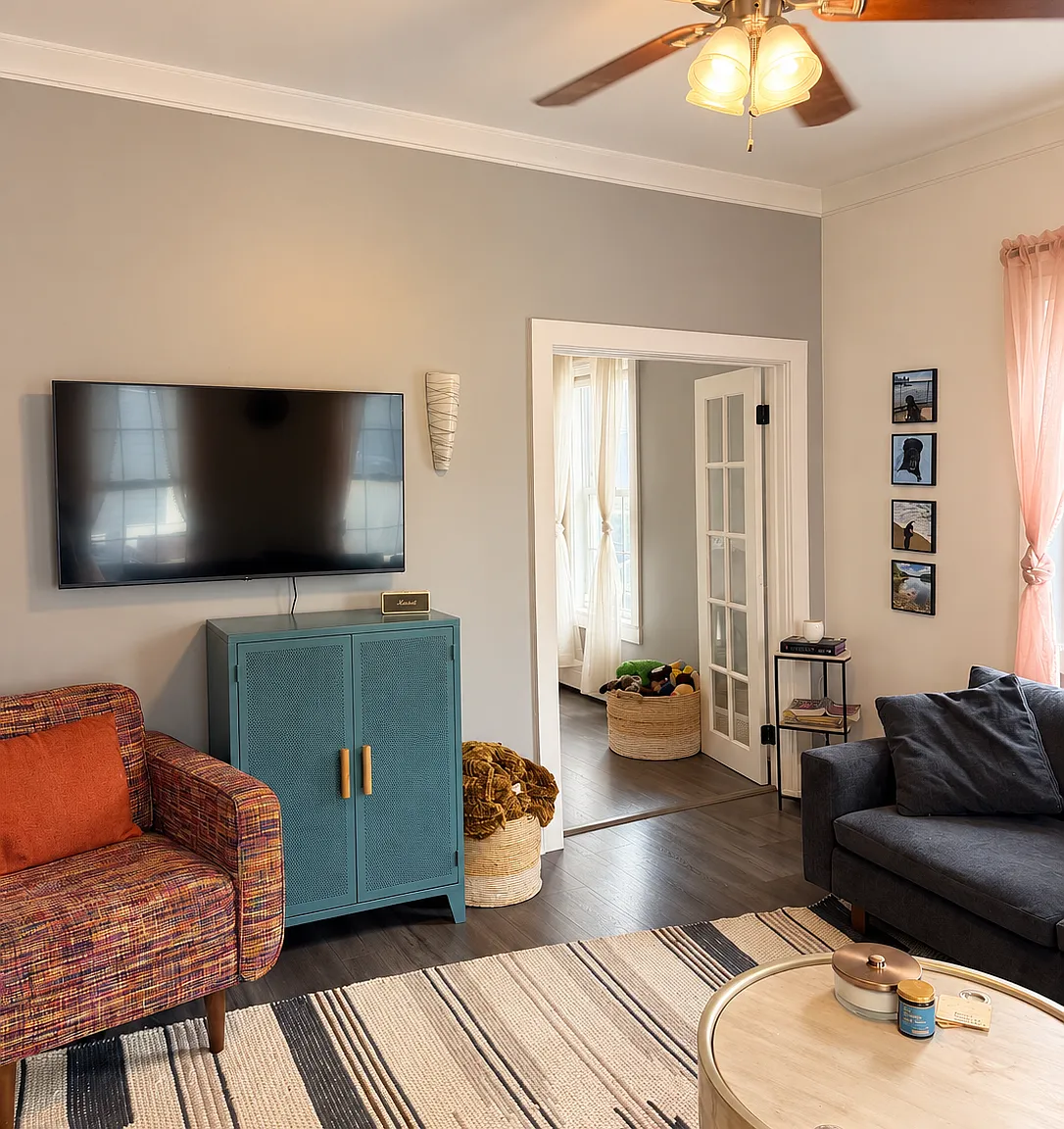2 bed, 910 sqft, $4,000 — Photo 4