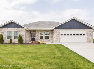 204 County Road 371, Holts Summit, MO 65043