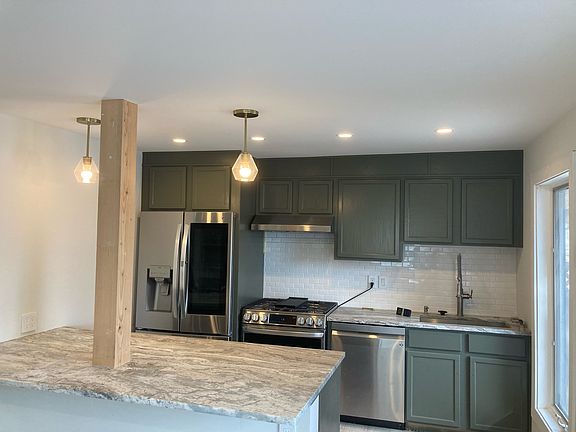 2nd image of 280 3rd Ave #25