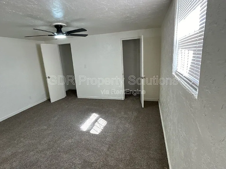 3209 Burton Ave SE #3219-1/2 — Photo 16