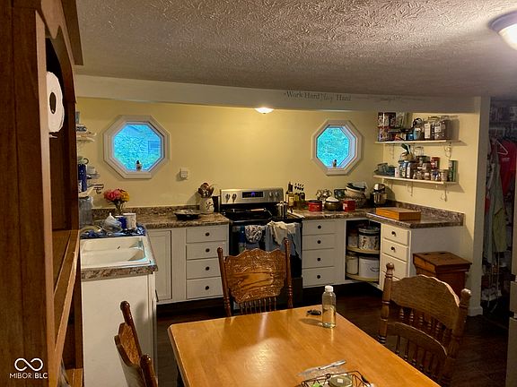 4th image of 8779 N Briarwood Lake West Ct