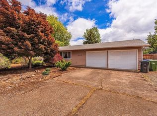 1635 S Bertelsen Rd, Eugene, OR 97402