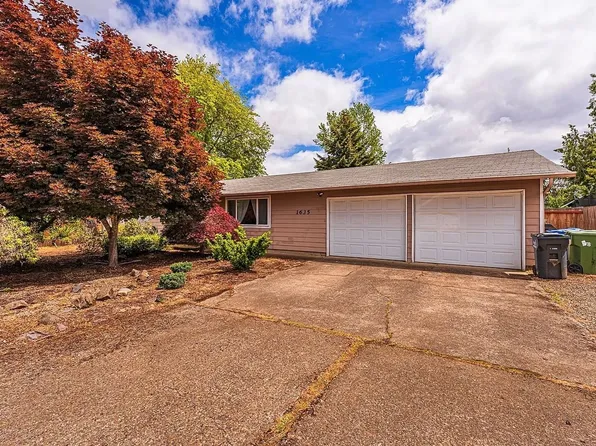 1635 S Bertelsen Rd, Eugene, OR 97402