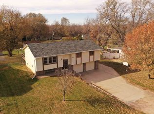 335 Northview Dr, Kearney, NE 68847