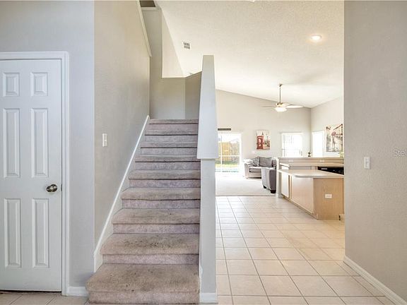 4th image of 253 Julliard Blvd