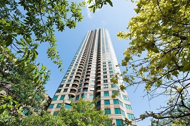 1st image of 400 N Lasalle St #2712