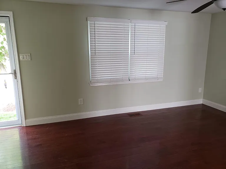3044 Silent Valley Dr — Photo 3