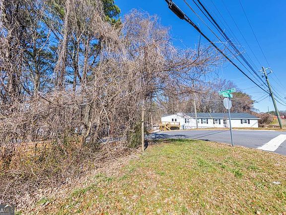 4th image of 1462 Austell Rd SE