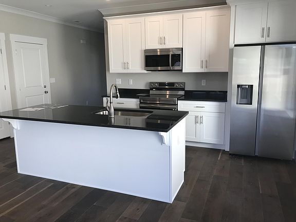 4th image of 44 Willow Grove Ct #89