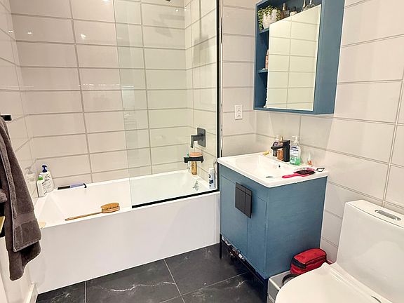 5th image of 2337 Bedford Ave #5F