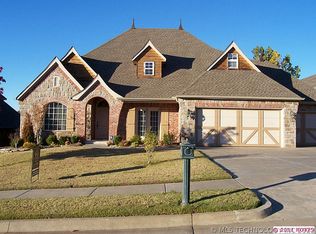 321 E 124th St, Jenks, OK 74037