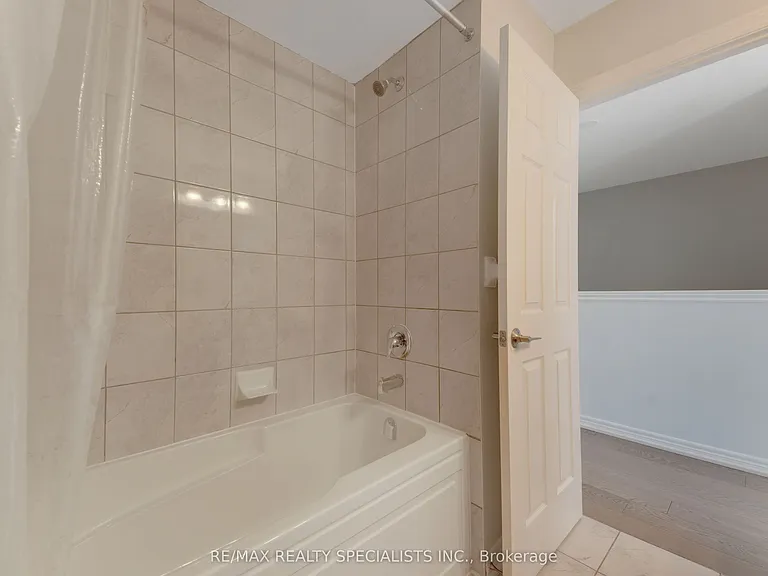 740 Linden Dr #4 — Photo 26