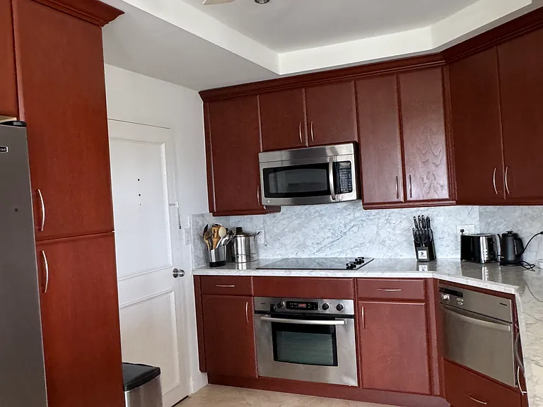 1000 Lowry St #7E — Photo 8