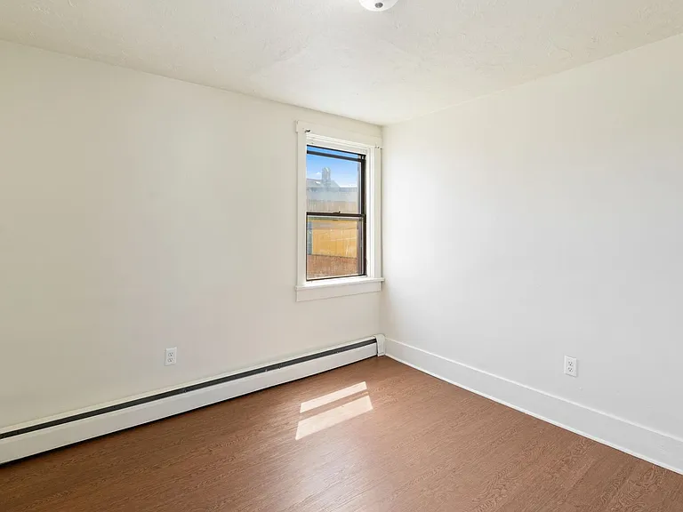 270 15th Street — Photo 21