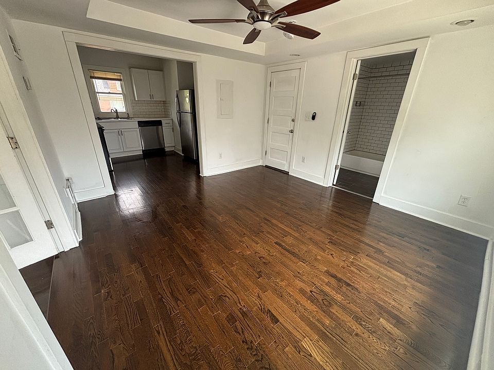 1st image of 3339 Charlotte St APT 2A