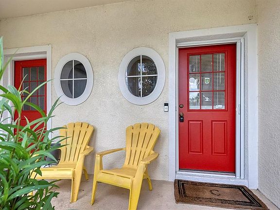 4th image of 2344 Melrose Dr