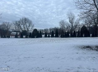 516 Manchester Pl, Bristol, TN 37620