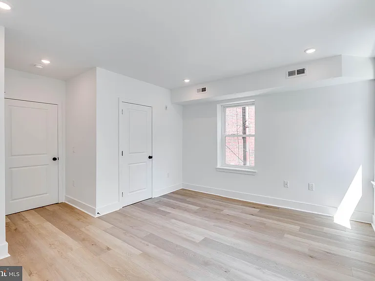 4327 Baltimore Ave #3 — Photo 4